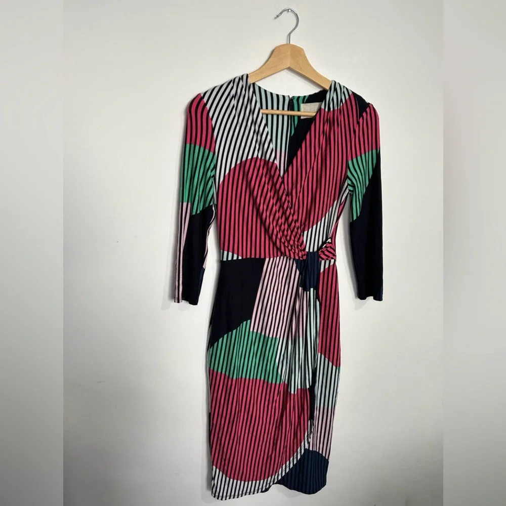 Phase Eight Size 8 Abstract Patterned Wrap Over Effect Dress Navy Blue - Picture 3 of 11